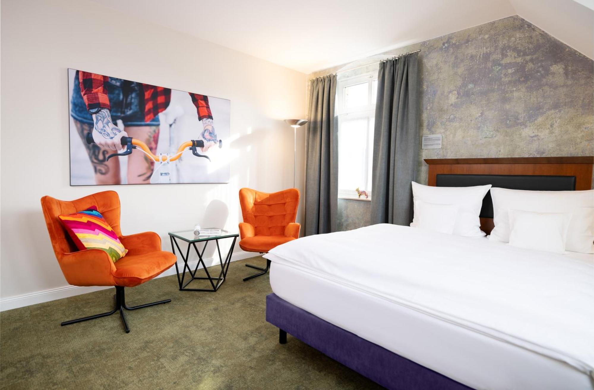 Kochs Stadthotel Ольпе Экстерьер фото