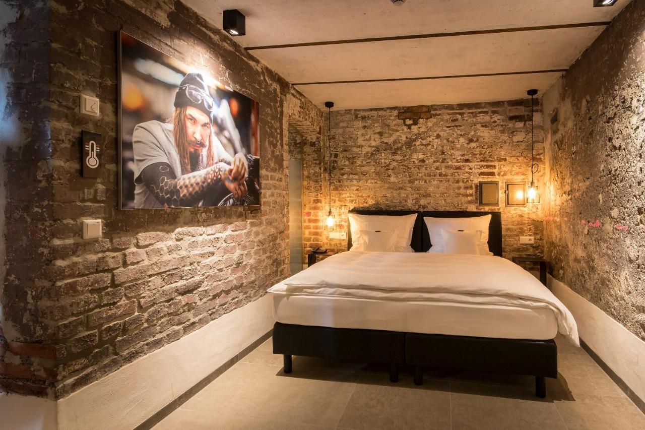 Kochs Stadthotel Ольпе Экстерьер фото